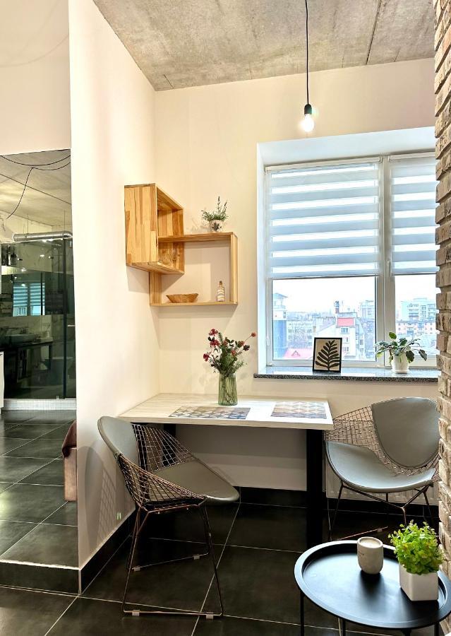Designer Apartments In The City Center Rivne Luaran gambar