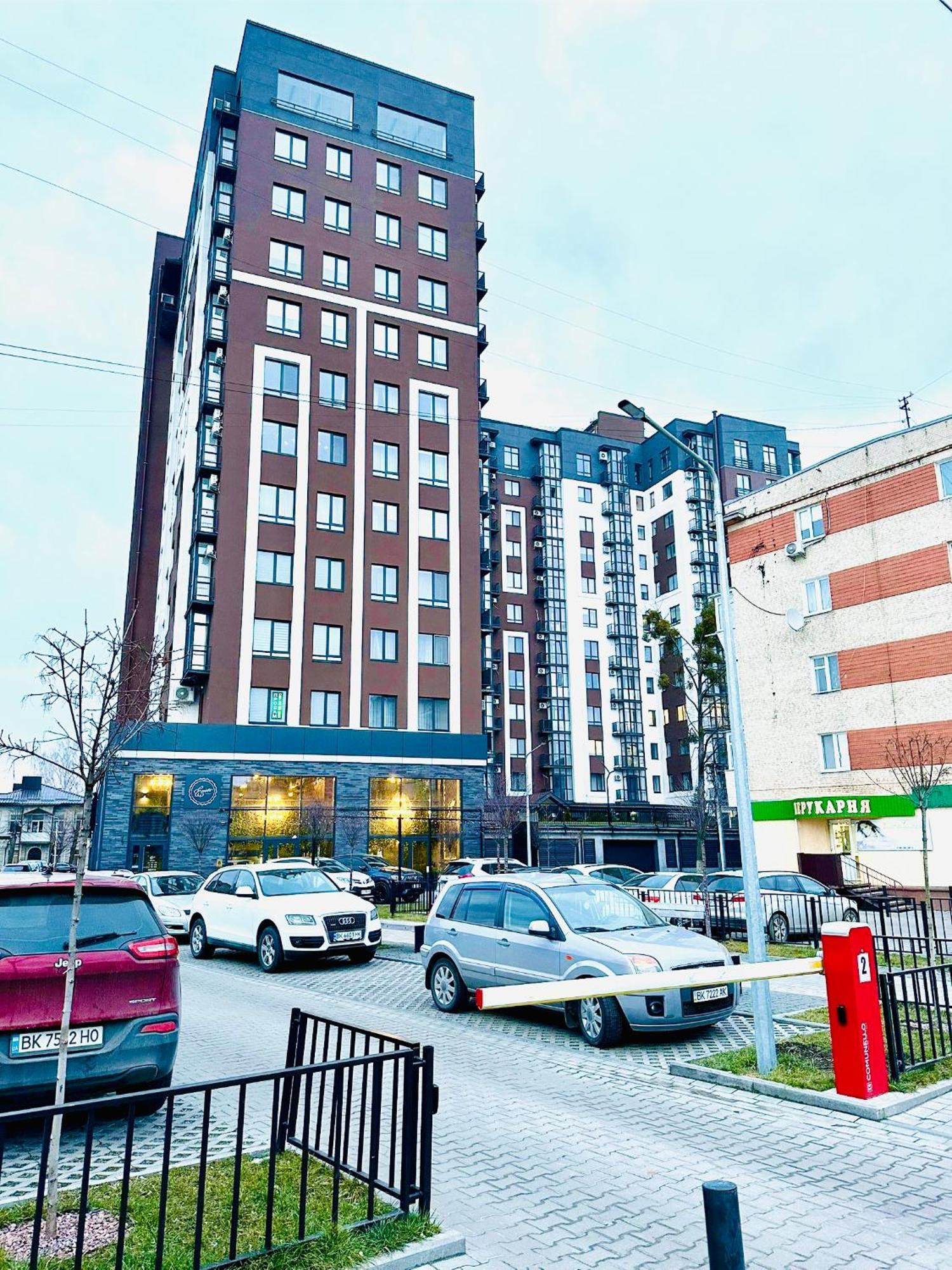 Designer Apartments In The City Center Rivne Luaran gambar